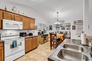 334 Bellegrove Dr, Myrtle Beach, SC 29579 - Photo 6