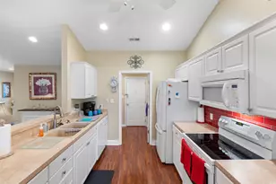 6713 Wisteria Dr, Myrtle Beach, SC 29588 - Photo 6