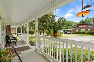 305 Woodrow St, Tabor City, NC 28463 - Photo 6