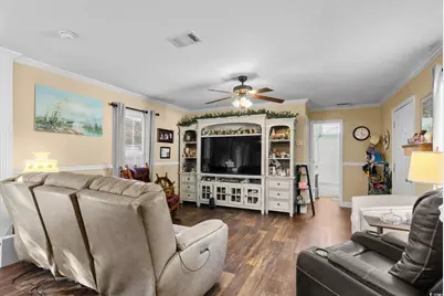 34 Shamrock Circle, Garden City, SC 29576 - Photo 4