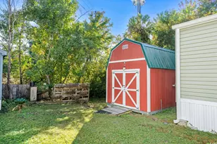 34 Shamrock Cir, Garden City, SC 29576 - Photo 24