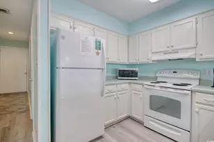 105 S Ocean Blvd, North Myrtle Beach, SC 29582 - Photo 4