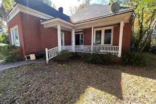 110 Gordon St, Kingstree, SC 29556 - Photo 2