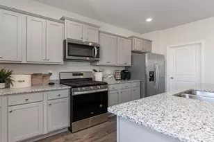 384 Glade Ct, Loris, SC 29569 - Photo 8