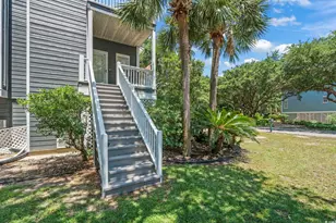 709 Triple Oak Ln, Garden City, SC 29576 - Photo 4