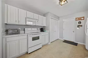 2902 Silverleaf Cir, Loris, SC 29569 - Photo 10