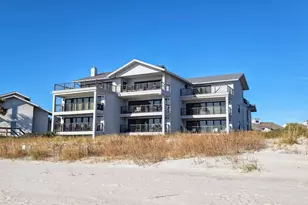 647 Norris Dr, Pawleys Island, SC 29585 - Photo 2