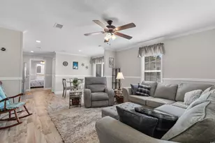 40 Shamrock Cir, Murrells Inlet, SC 29576 - Photo 4