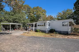 109 Village Ct, Murrells Inlet, SC 29576 - Photo 2