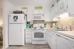 1919 Spring St, North Myrtle Beach, SC 29582 - Photo 4