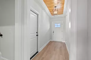 1505 Crooked Hook Rd, North Myrtle Beach, SC 29582 - Photo 2