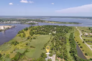 610 Bayview Dr, Georgetown, SC 29440 - Photo 24