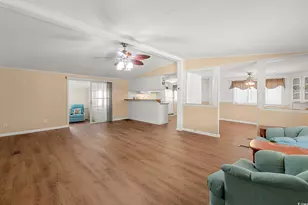 22 Crooked Island Cir, Murrells Inlet, SC 29576 - Photo 4