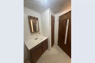 303 Leroy Bethea Rd, Mullins, SC 29574 - Photo 2