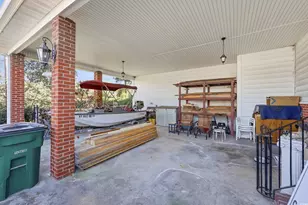 301 S Morgan Ave, Andrews, SC 29510 - Photo 20