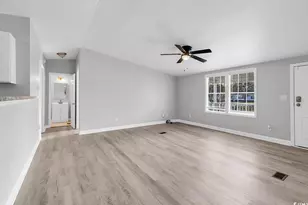827 White Sand Ct, Murrells Inlet, SC 29576 - Photo 8
