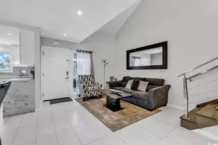 305 21st Ave S, Myrtle Beach, SC 29577 - Photo 4