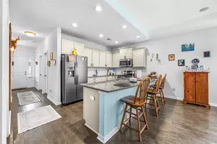 909 Witherbee Wy, Little River, SC 29566 - Photo 2