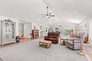 132 Fox Den Dr, Murrells Inlet, SC 29576 - Photo 4
