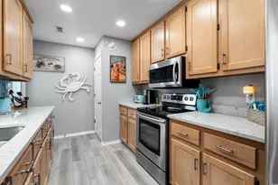 1031 N Dogwood Dr, Surfside Beach, SC 29575 - Photo 10