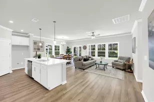 113 Cascade Dr, Conway, SC 29527 - Photo 2