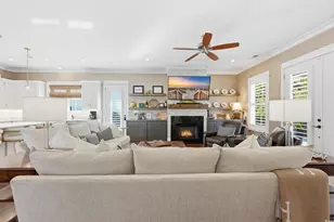 202 Spreading Oak Dr, Pawleys Island, SC 29585 - Photo 4