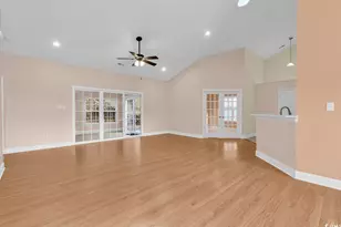 225 Candlewood Dr, Conway, SC 29526 - Photo 4