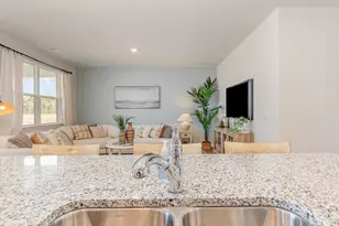 592 Duvall St, James Island, SC 29568 - Photo 6