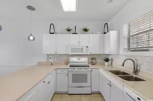 4691 Wild Iris Dr, Myrtle Beach, SC 29577 - Photo 4