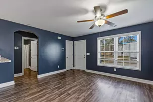 1105 Hickory Dr, Conway, SC 29526 - Photo 4