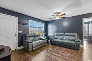 1105 Hickory Dr, Conway, SC 29526 - Photo 12