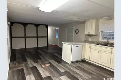 1009 Seaside Dr., North Myrtle Beach, SC 29582 - Photo 4