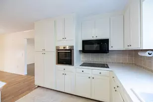 330 Hagley Dr, Pawleys Island, SC 29585 - Photo 2