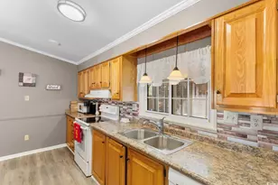 883 Grand Strand Trail, Garden City, SC 29576 - Photo 4