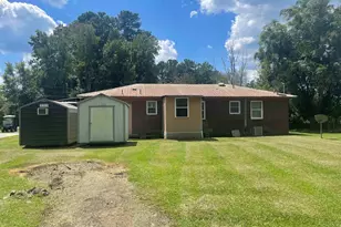 704 W Alder St, Andrews, SC 29510 - Photo 12