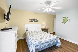 211 21st Ave N, North Myrtle Beach, SC 29582 - Photo 10
