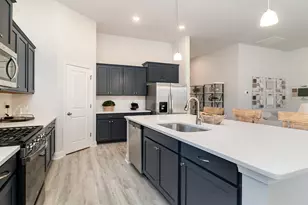 442 Clear Lake Dr, Conway, SC 29526 - Photo 2