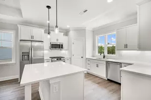 73 Seapine Dr, Pawleys Island, SC 29585 - Photo 4