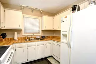 305 21st Ave S, Myrtle Beach, SC 29577 - Photo 12
