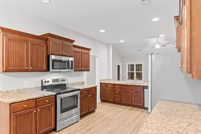 208 Baylee Circle, Galivants Ferry, SC 29544 - Photo 4