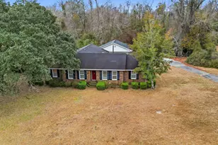 1359 Woodlands Dr, Kingstree, SC 29556 - Photo 2