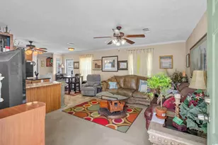 904 Periwinkle Pl, Myrtle Beach, SC 29577 - Photo 4