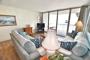 1012 N Waccamaw Dr, Garden City, SC 29576 - Photo 4