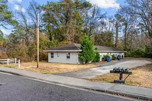 1304 Dunbar St, Myrtle Beach, SC 29577 - Photo 2