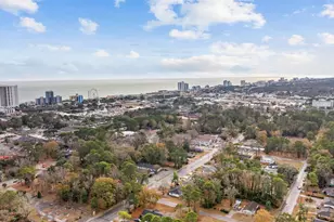 1304 Dunbar St, Myrtle Beach, SC 29577 - Photo 8