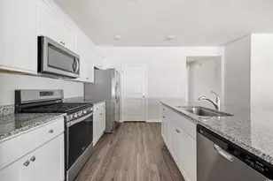 270 Columbus St, Conway, SC 29526 - Photo 2