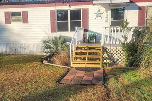 128 Offshore Dr, Garden City, SC 29576 - Photo 2