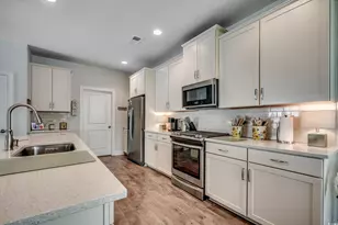 253 Splendor Cir, Murrells Inlet, SC 29576 - Photo 10