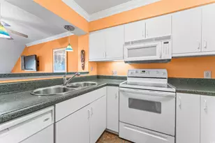 180 Rothbury Cir, Myrtle Beach, SC 29572 - Photo 10