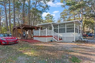 613 5th Ave S, Myrtle Beach, SC 29577 - Photo 1